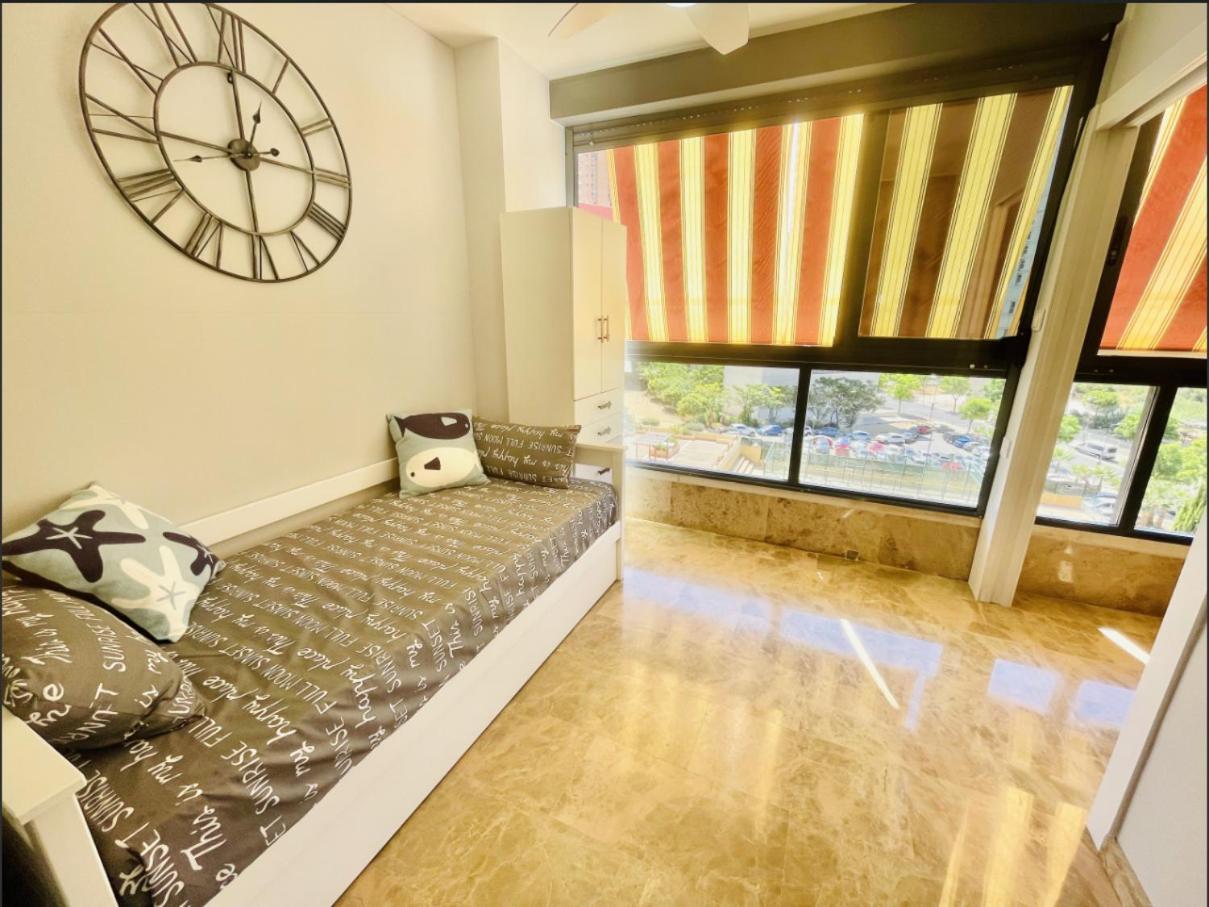 Apartamento Playa De Poniente Benidorm - Torre Dos Calas المظهر الخارجي الصورة
